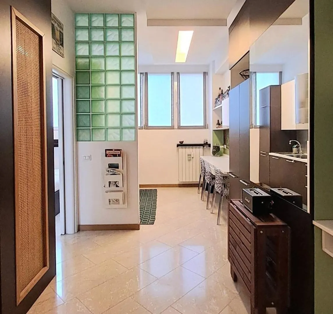 Modern And Cozy Apt In Darsena Area Milano Lejlighed